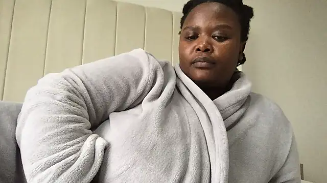 Snapshot of xBUSTY_CANDYx chatting on 02-17-25, 03:33 xBUSTY CANDYx online show from 02-17-25, 03:33