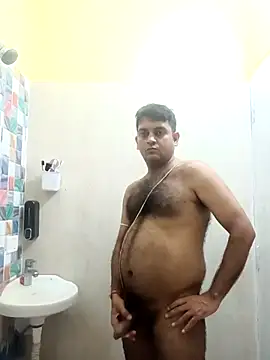 Snapshot of rarindam17 chatting on 04-14-26, 03:33 rarindam17 online show from 04-14-26, 03:33