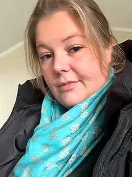 BootyLola online show from 11-08-25, 09:57