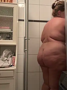 BootyLola online show from 11-09-25, 07:56