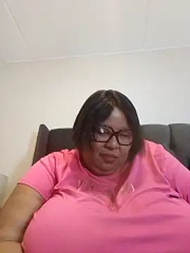 Snapshot of nancy111 chatting on 05-27-26, 01:57 nancy111 online show from 05-27-26, 01:57