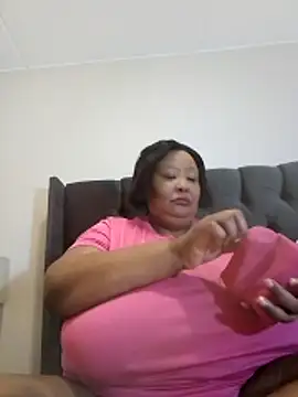 Snapshot of nancy111 chatting on 04-20-26, 02:14 nancy111 online show from 04-20-26, 02:14