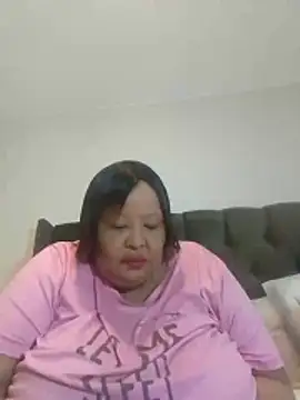 Snapshot of nancy111 chatting on 05-12-26, 02:30 nancy111 online show from 05-12-26, 02:30