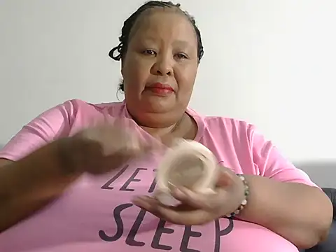 nancy111 online show from 01-17-26, 03:32