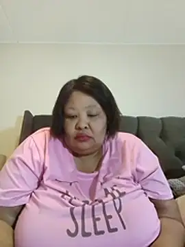 Snapshot of nancy111 chatting on 06-09-26, 01:28 nancy111 online show from 06-09-26, 01:28