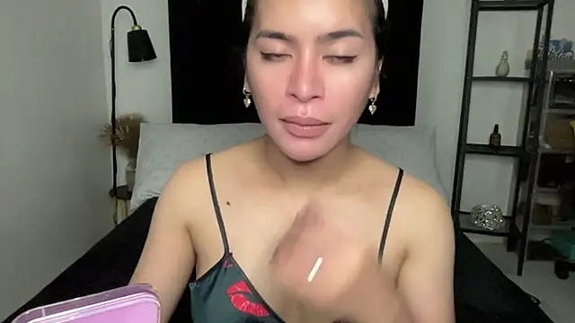 your bianca69 online show from 02-15-26, 05:08