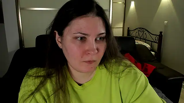 Snapshot of MarySwon chatting on 02-24-25, 10:14 MarySwon online show from 02-24-25, 10:14