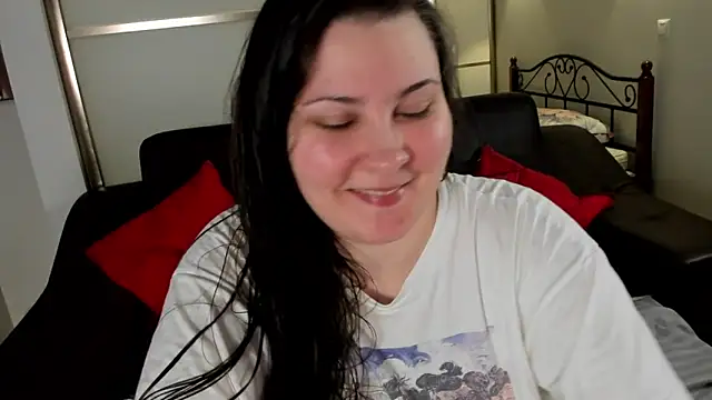 Snapshot of MarySwon chatting on 02-25-25, 06:33 MarySwon online show from 02-25-25, 06:33