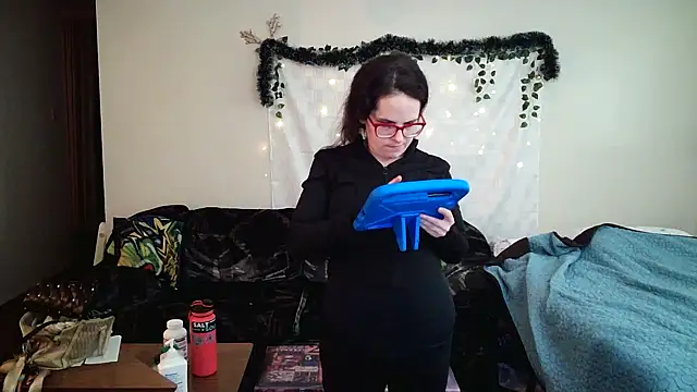 JessaBella online show from 11-27-25, 04:40