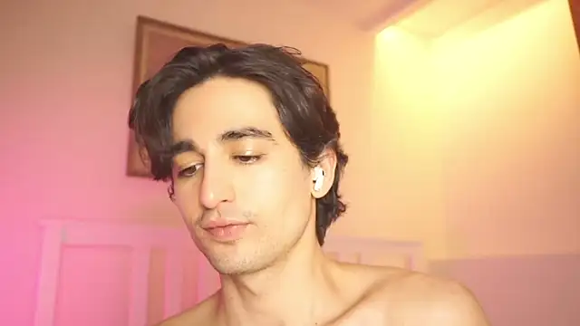 AlanDeNavarre online show from 02-18-25, 12:05