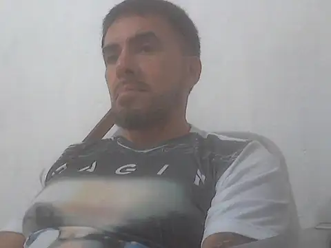 Snapshot of el_principe_hot chatting on 02-16-26, 05:06 el principe hot online show from 02-16-26, 05:06