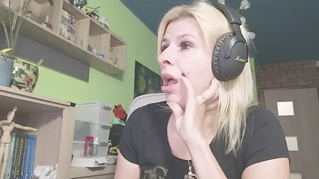 karmija online show from 10-20-25, 08:31