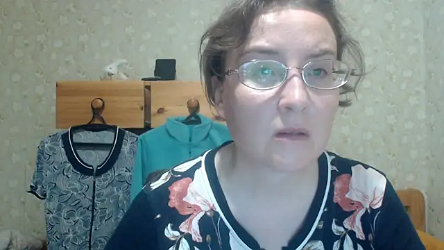 Snapshot of Smart_Rose chatting on 06-02-26, 07:58 Smart Rose online show from 06-02-26, 07:58