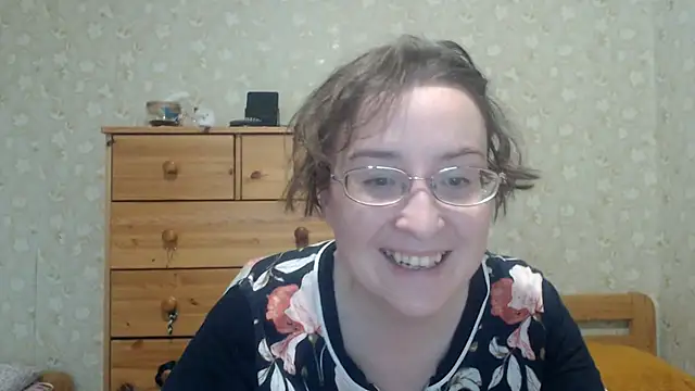 Smart Rose online show from 04-12-26, 03:59