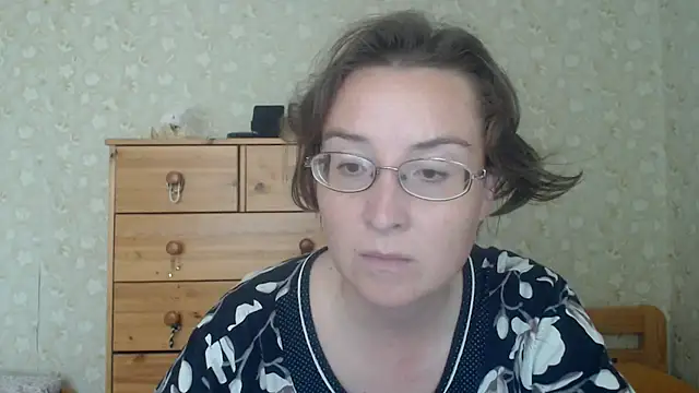 Snapshot of Smart_Rose chatting on 06-29-26, 12:38 Smart Rose online show from 06-29-26, 12:38