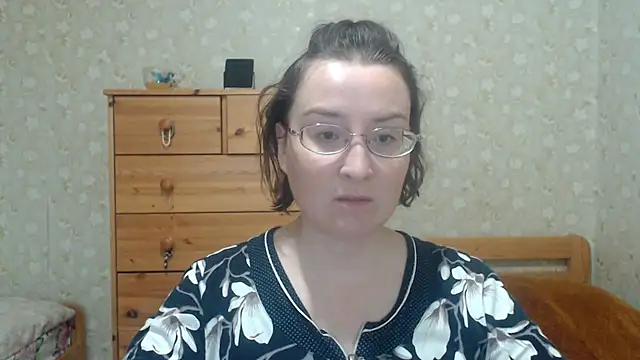 Smart Rose online show from 10-04-25, 01:34