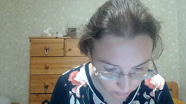 Snapshot of Smart_Rose chatting on 05-25-26, 07:34 Smart Rose online show from 05-25-26, 07:34