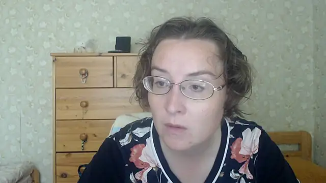 Snapshot of Smart_Rose chatting on 07-10-26, 10:26 Smart Rose online show from 07-10-26, 10:26