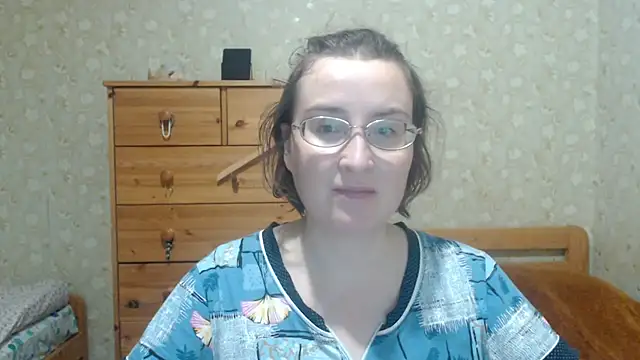Smart Rose online show from 10-11-25, 01:56