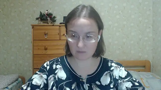 Snapshot of Smart_Rose chatting on 01-17-26, 02:37 Smart Rose online show from 01-17-26, 02:37