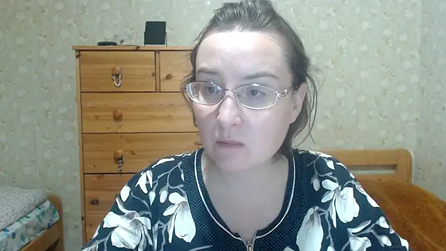 Smart Rose online show from 11-13-25, 04:00