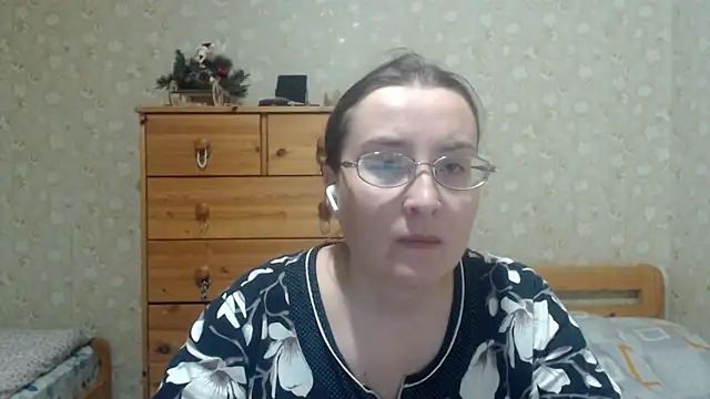 Snapshot of Smart_Rose chatting on 01-17-26, 08:56 Smart Rose online show from 01-17-26, 08:56