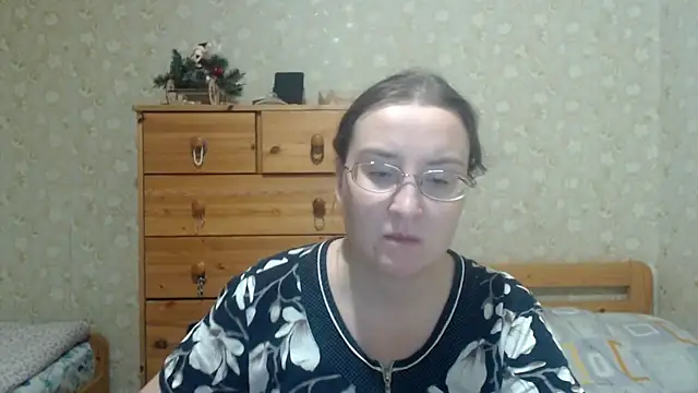 Snapshot of Smart_Rose chatting on 01-16-26, 02:32 Smart Rose online show from 01-16-26, 02:32