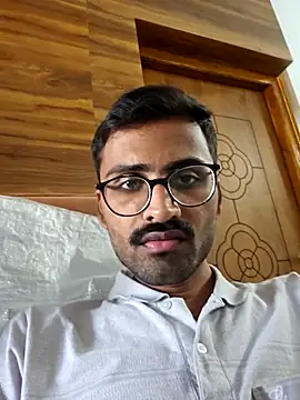 Snapshot of krishna8035 chatting on 03-02-25, 10:37 krishna8035 online show from 03-02-25, 10:37