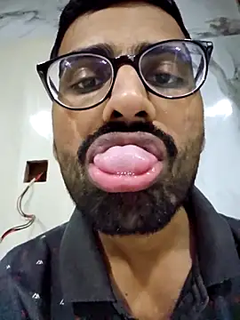 Snapshot of krishna8035 chatting on 02-23-25, 04:39 krishna8035 online show from 02-23-25, 04:39