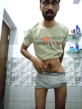 krishna8035 online show from 12-18-25, 02:54