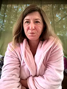 Snapshot of Natali_UA chatting on 10-13-25, 04:47 Natali UA online show from 10-13-25, 04:47