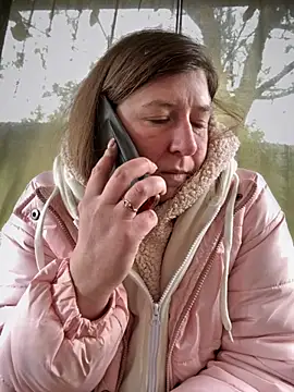 Snapshot of Natali_UA chatting on 10-22-25, 06:35 Natali UA online show from 10-22-25, 06:35