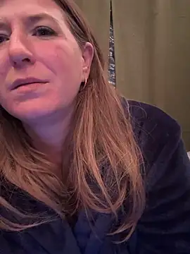 Snapshot of Natali_UA chatting on 10-15-25, 05:10 Natali UA online show from 10-15-25, 05:10