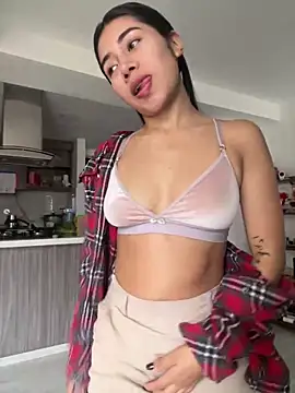 Snapshot of aimi_art1 chatting on 02-04-25, 03:15 aimi art1 online show from 02-04-25, 03:15