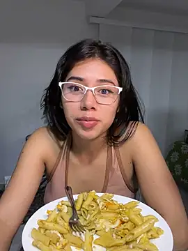 Snapshot of aimi_art1 chatting on 03-09-25, 05:22 aimi art1 online show from 03-09-25, 05:22