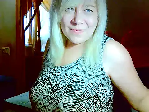 Snapshot of AgoniA7 chatting on 05-16-26, 06:45 AgoniA7 online show from 05-16-26, 06:45