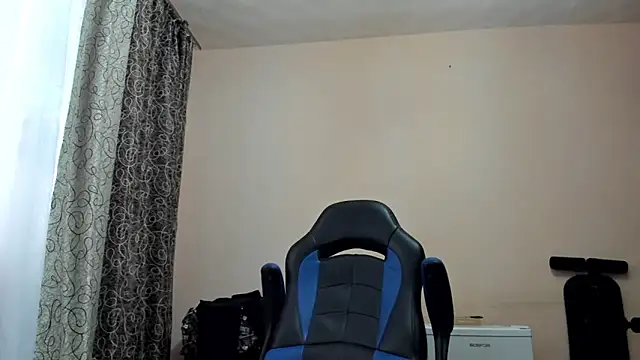 Snapshot of SanFrantsisko chatting on 04-09-26, 05:53 SanFrantsisko online show from 04-09-26, 05:53