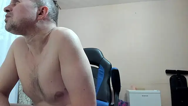 Snapshot of SanFrantsisko chatting on 04-13-26, 04:44 SanFrantsisko online show from 04-13-26, 04:44