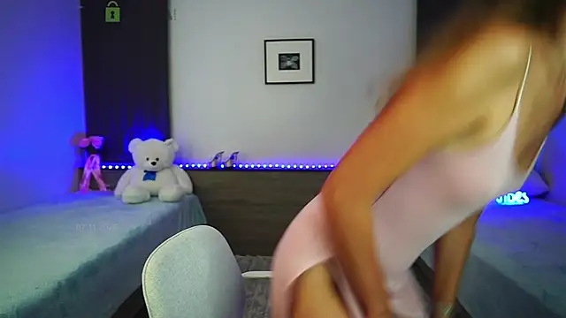 Snapshot of _Anna_Shine_ chatting on 11-07-25, 04:44 Anna Shine online show from 11-07-25, 04:44