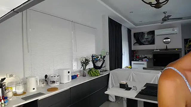  Anna Shine  online show from 02-23-26, 10:49