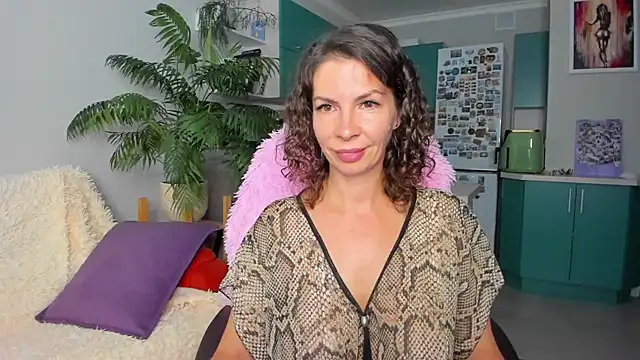 ChristinaGlory online show from 07-08-26, 02:29