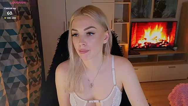 Snapshot of MilanaOmg chatting on 03-04-26, 08:16 MilanaOmg online show from 03-04-26, 08:16