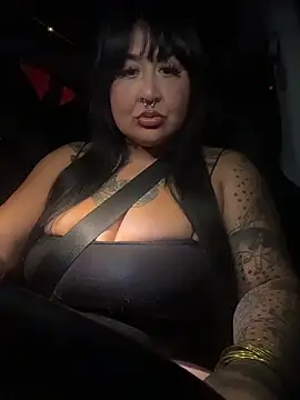 Snapshot of Sad1st1kSadie chatting on 02-21-26, 04:14 Sad1st1kSadie online show from 02-21-26, 04:14