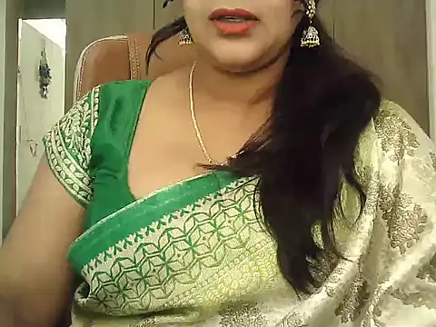 Spandana Sweety online show from 02-18-26, 06:11