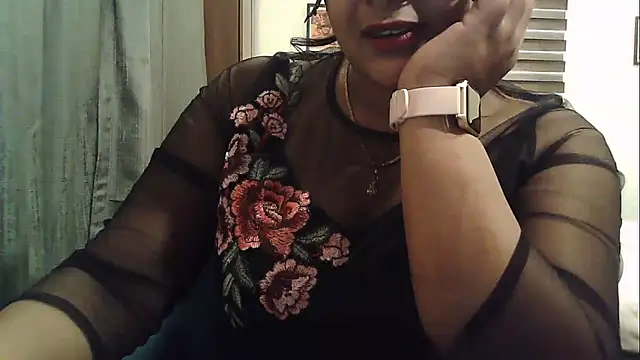 Spandana Sweety online show from 05-20-26, 07:16