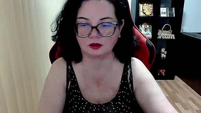 Snapshot of MissTroublle chatting on 05-26-26, 10:02 MissTroublle online show from 05-26-26, 10:02