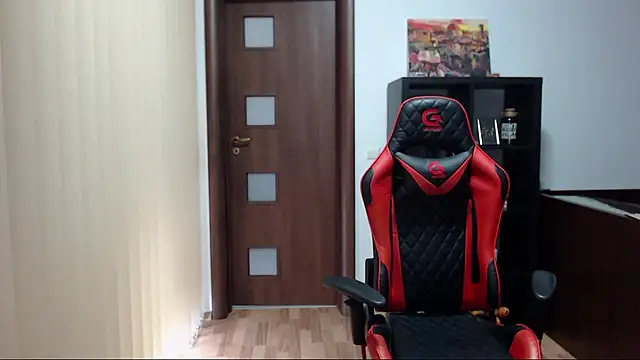 MissTroublle online show from 10-18-25, 12:29