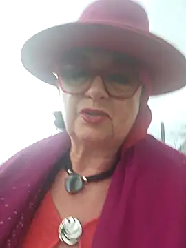 Snapshot of MucMilf59 chatting on 11-09-25, 02:32 MucMilf59 online show from 11-09-25, 02:32