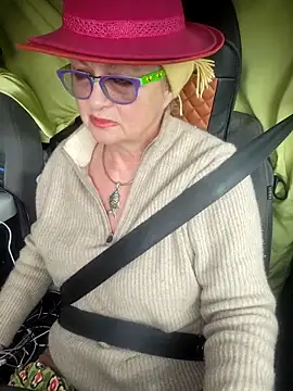 MucMilf59 online show from 03-27-26, 08:59