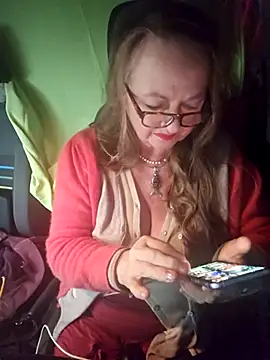 Snapshot of MucMilf59 chatting on 11-20-25, 09:25 MucMilf59 online show from 11-20-25, 09:25